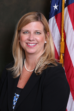 picture of Commissioner Amy Jacobs